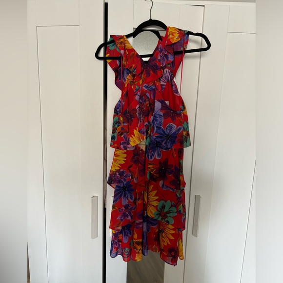 LEAVING CLOSET!! Accepting almost any offer! NWT - MILLY FLORAL RED FLORAL DRESS - Picture 2 of 7